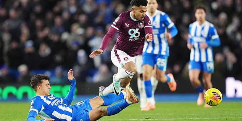 Phân tích chiến thuật và lối chơi khi soi kèo Burnley vs Brighton